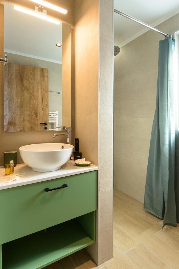 Angelique Luxury Apartment Agios Nikolaos  Bagian luar foto