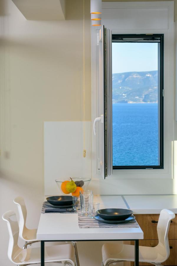 Angelique Luxury Apartment Agios Nikolaos  Bagian luar foto